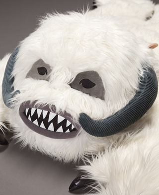 Illustration for article titled Curl up on your own Wampa Rug for those chilly Hoth nights